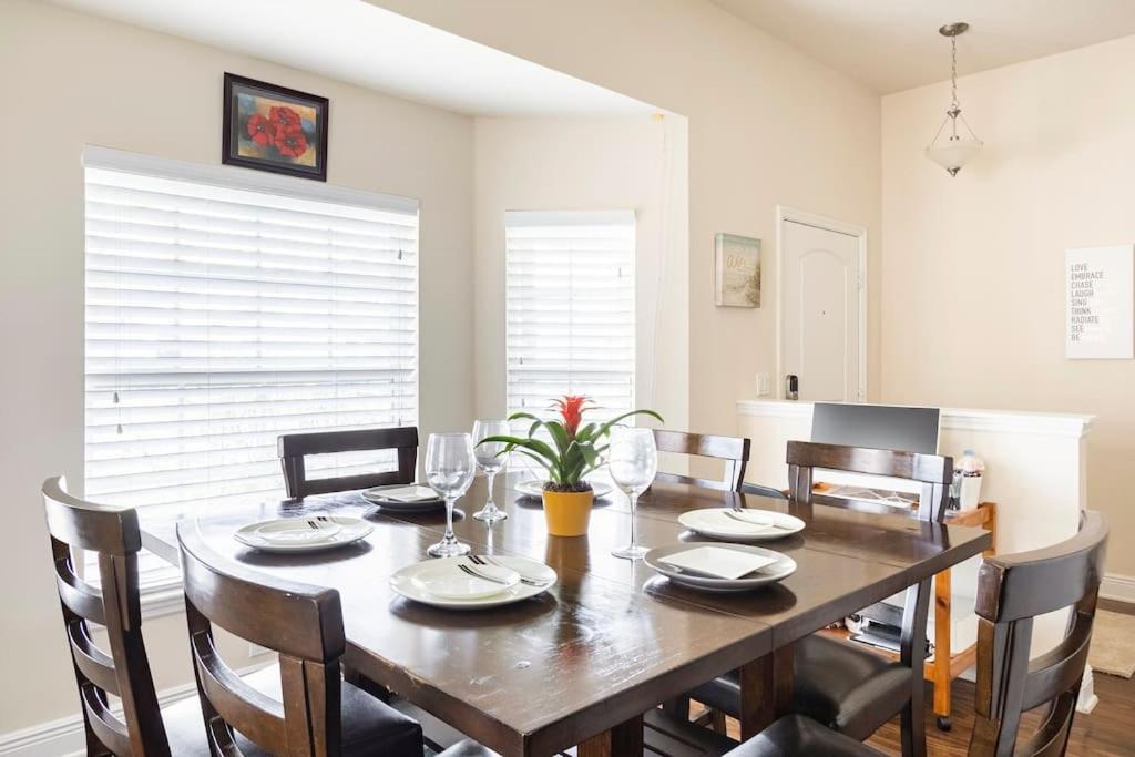 Hidden Gem Hideaway Homely West Melbourne Exterior photo
